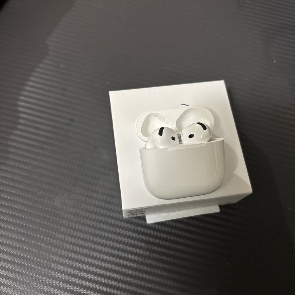Airpod 4